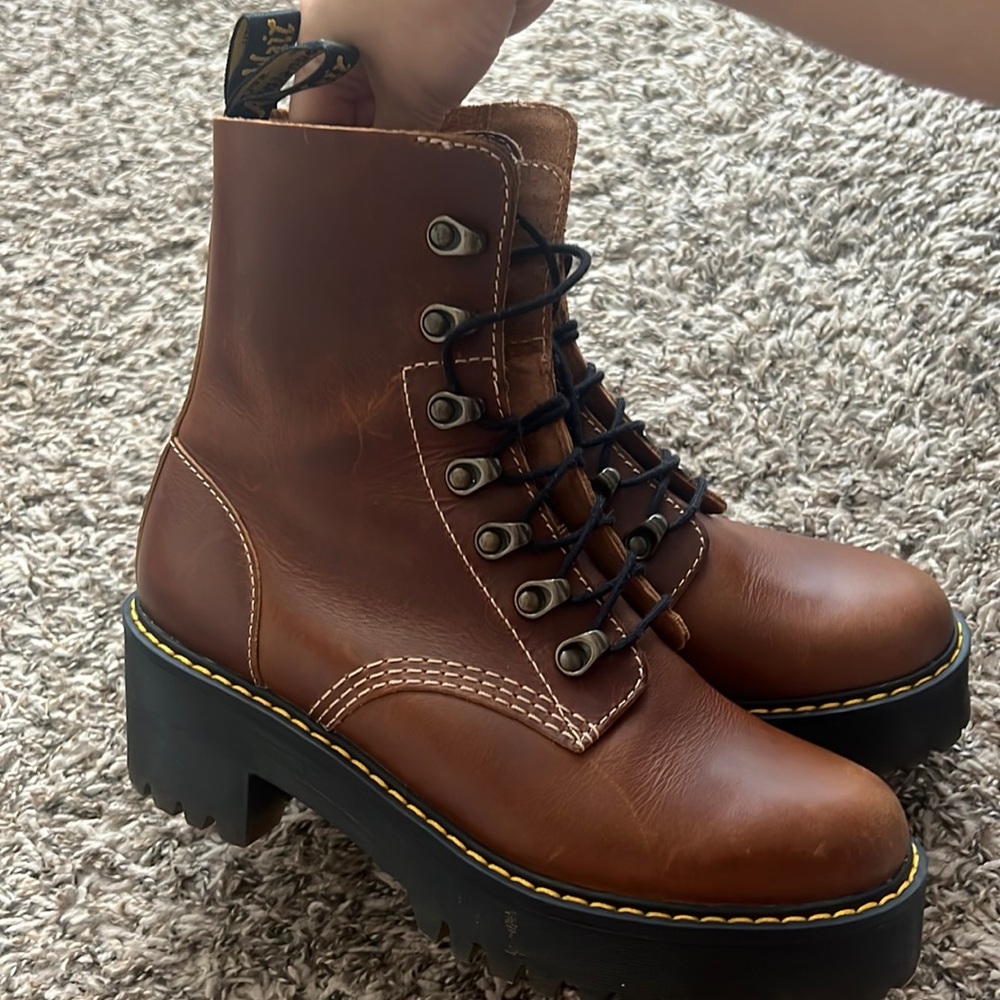 Dr. martens